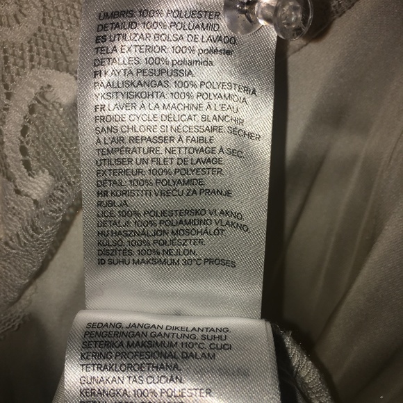 White/Cream, Silky, Laced, Small Tank Top - Picture 5 of 5